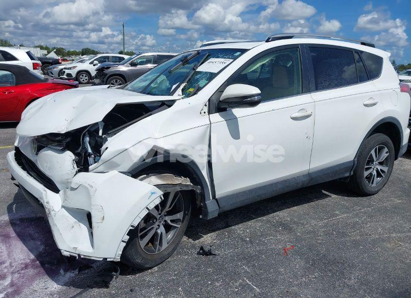 Photo 22 of 2017 Toyota Rav4 XLE (VIN JTMWFREV9HD104668)