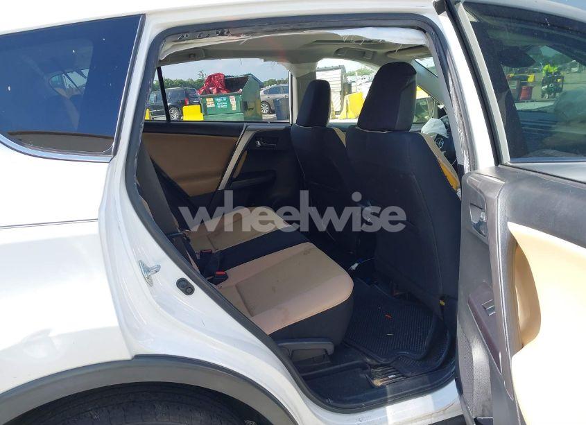 Photo 8 of 2017 Toyota Rav4 XLE (VIN JTMWFREV9HD104668)