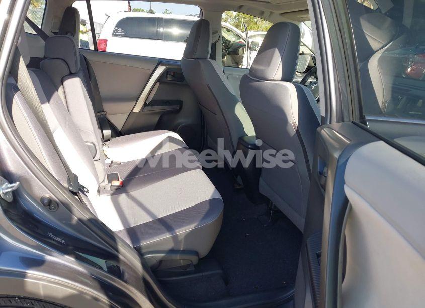 Photo 8 of 2013 Toyota Rav4 XLE (VIN JTMWFREVXDD005691)