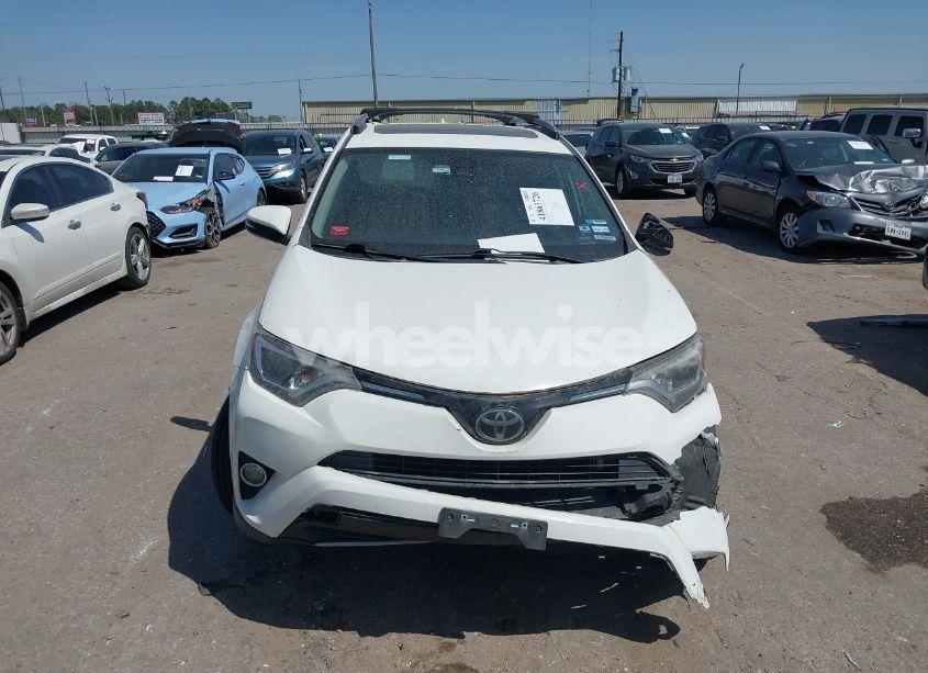 Photo 12 of 2017 Toyota Rav4 XLE (VIN JTMWFREVXHJ705220)