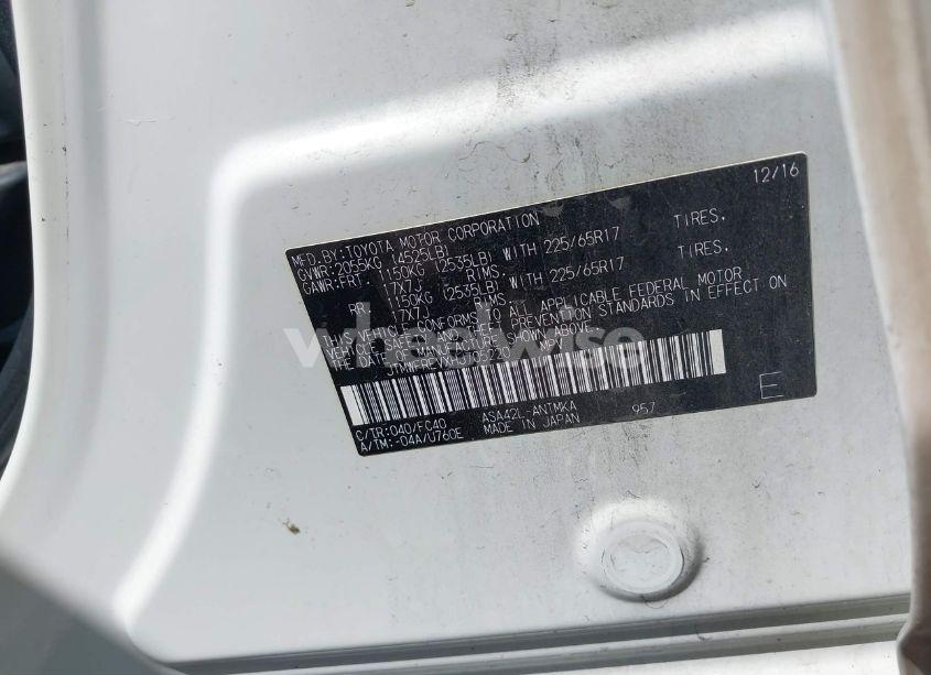 Photo 9 of 2017 Toyota Rav4 XLE (VIN JTMWFREVXHJ705220)