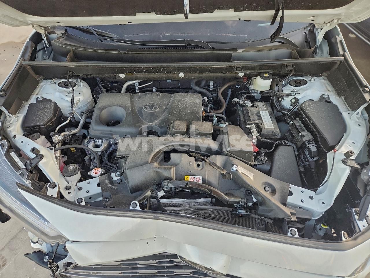 Photo 12 of 2025 TOYOTA RAV4 LIMITED (VIN JTMY1RFV1SJ032279)