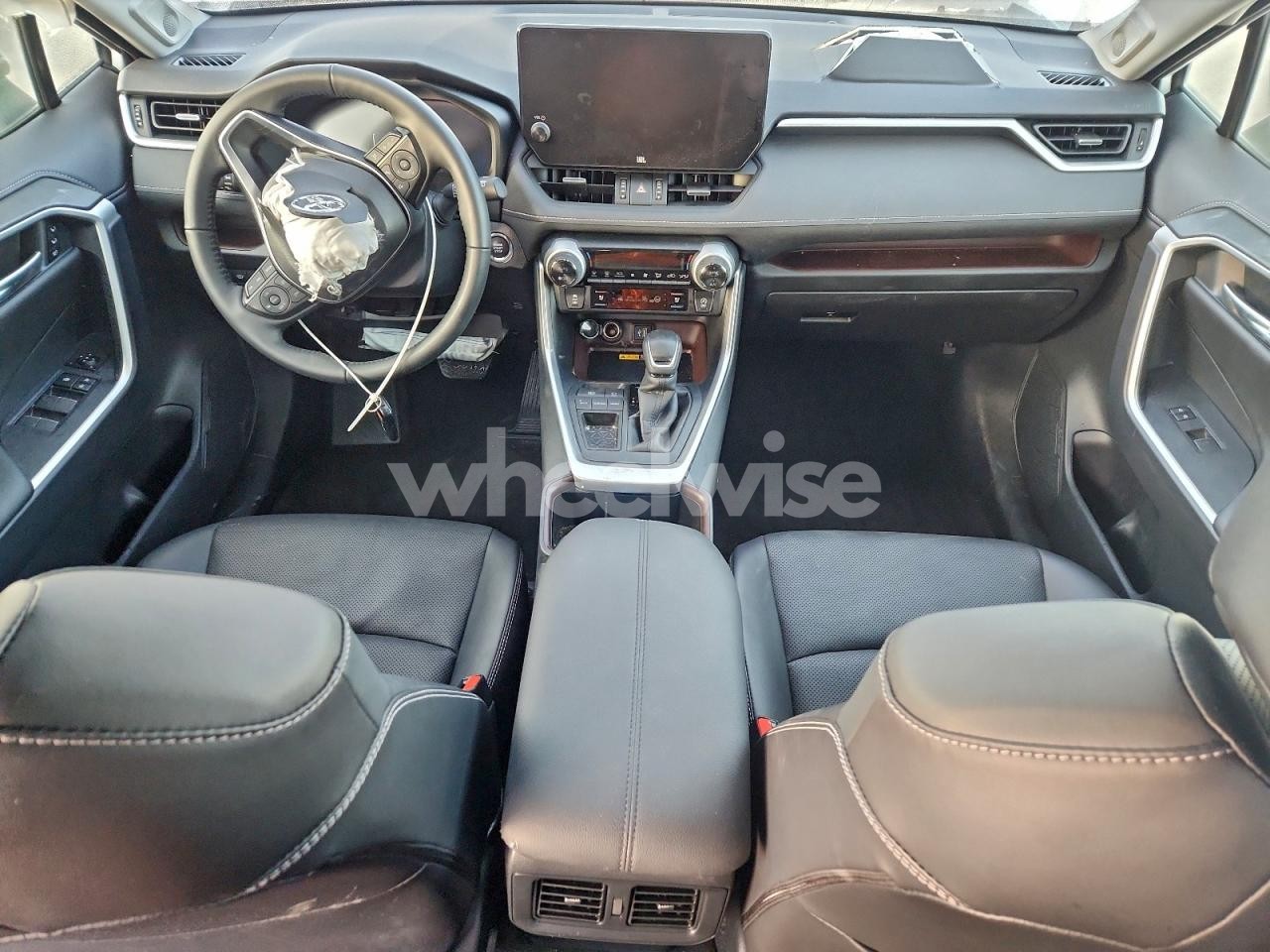 Photo 8 of 2025 TOYOTA RAV4 LIMITED (VIN JTMY1RFV1SJ032279)