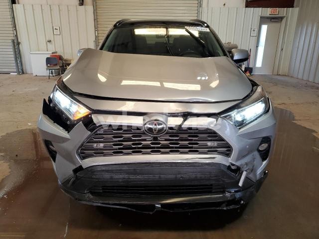 Photo 5 of 2019 TOYOTA RAV4 LIMITED (VIN JTMY1RFV9KD514657)