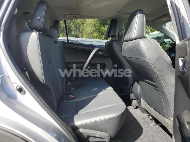 Photo 3 of 2018 TOYOTA RAV4 LIMITED (VIN JTMYFREV0JD123088)