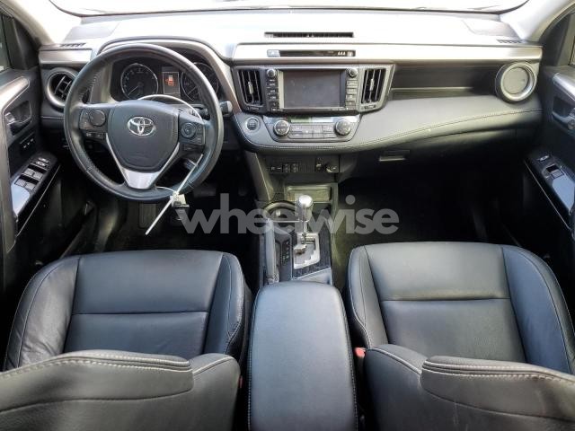 Photo 9 of 2018 TOYOTA RAV4 LIMITED (VIN JTMYFREV0JD123088)