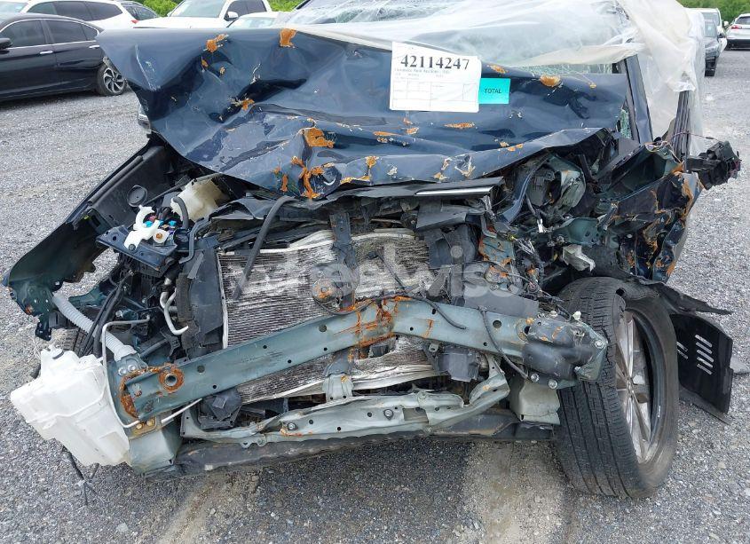 Photo 10 of 2018 Toyota Rav4 LIMITED (VIN JTMYFREV1JJ752652)