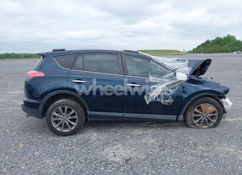 Photo 12 of 2018 Toyota Rav4 LIMITED (VIN JTMYFREV1JJ752652)