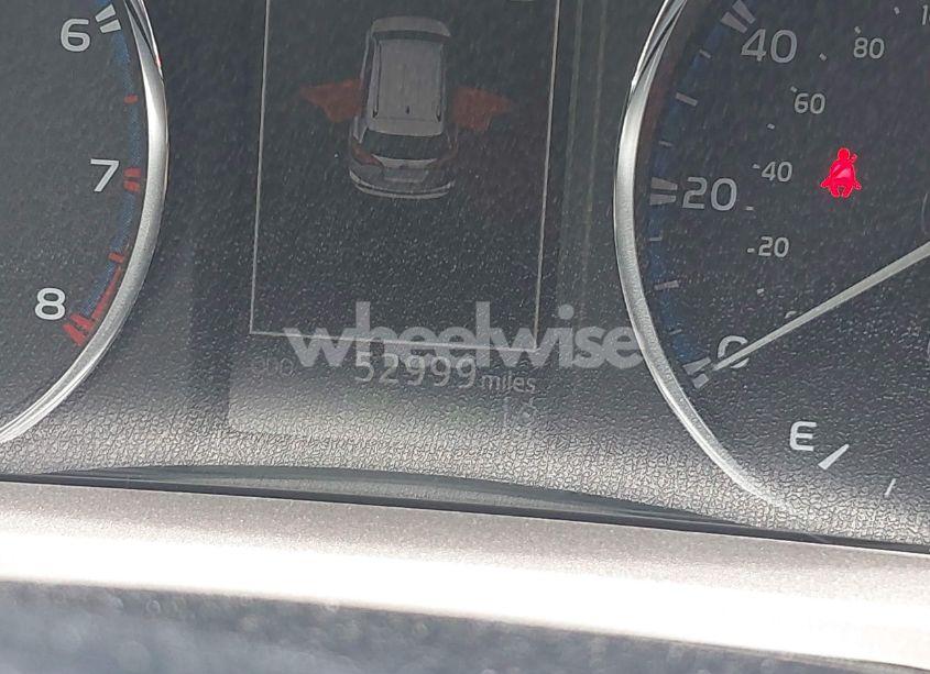 Photo 15 of 2018 Toyota Rav4 LIMITED (VIN JTMYFREV4JJ749695)