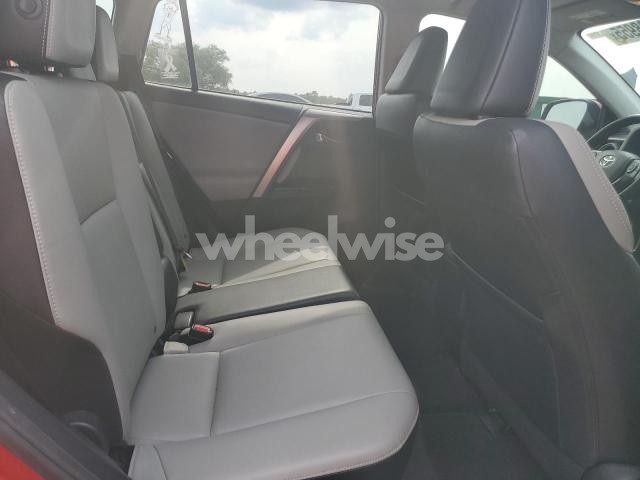 Photo 3 of 2016 TOYOTA RAV4 LIMITED (VIN JTMYFREV9GJ089887)