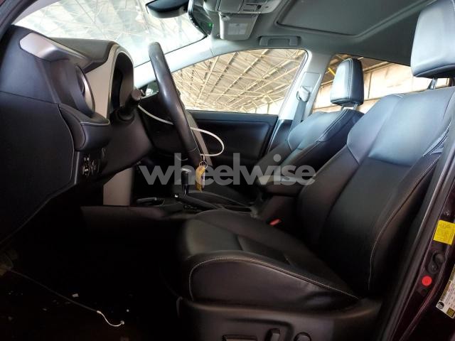 Photo 5 of 2016 TOYOTA RAV4 LIMITED (VIN JTMYFREVXFJ057299)