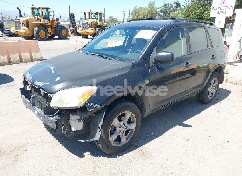 Photo 2 of 2006 Toyota Rav4 (VIN JTMZD33V366004702)