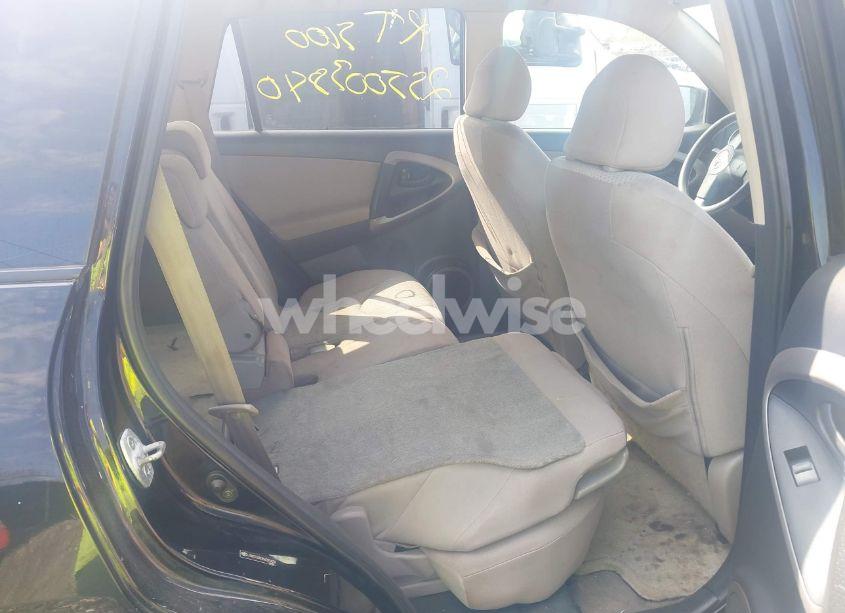 Photo 8 of 2006 Toyota Rav4 (VIN JTMZD33V366020429)