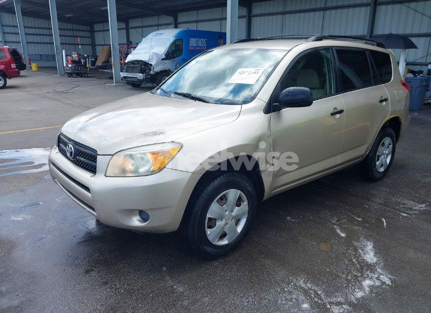 Photo 2 of 2006 Toyota Rav4 (VIN JTMZD33V866014383)