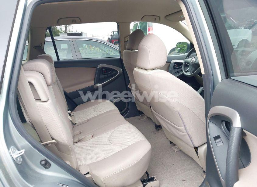 Photo 8 of 2006 Toyota Rav4 (VIN JTMZD33V866020099)