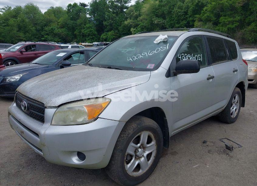 Photo 2 of 2007 Toyota Rav4 (VIN JTMZD33VX75046145)