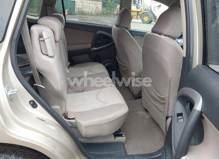 Photo 8 of 2007 Toyota Rav4 (VIN JTMZD35V375075032)