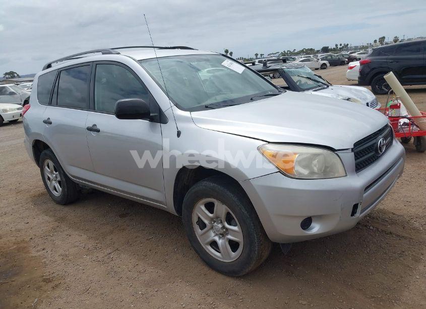 2006 Toyota Rav4 (VIN JTMZD35V865008053) main photo