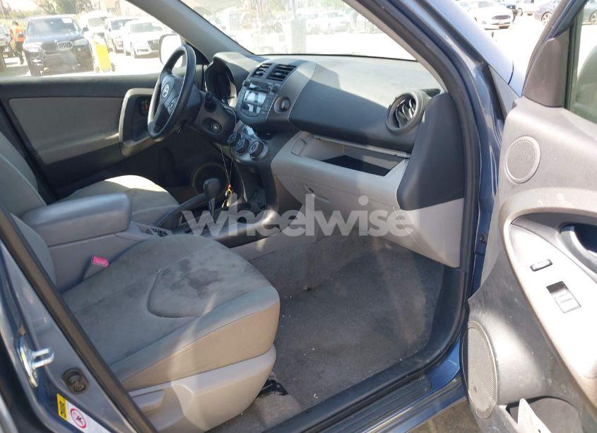 Photo 5 of 2009 Toyota Rav4 (VIN JTMZF33V19D012209)