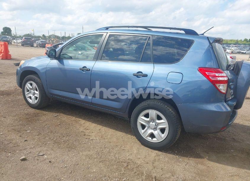 Photo 3 of 2009 Toyota Rav4 (VIN JTMZF33V49D004945)