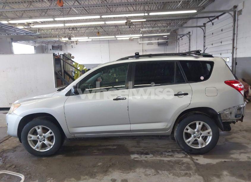 Photo 14 of 2009 Toyota Rav4 (VIN JTMZF33V995007480)