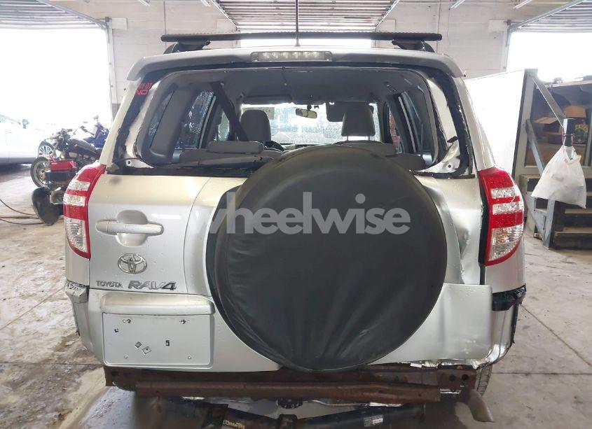 Photo 16 of 2009 Toyota Rav4 (VIN JTMZF33V995007480)