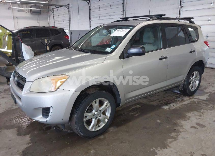 Photo 2 of 2009 Toyota Rav4 (VIN JTMZF33V995007480)
