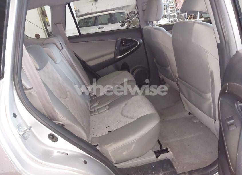 Photo 8 of 2009 Toyota Rav4 (VIN JTMZF33V995007480)