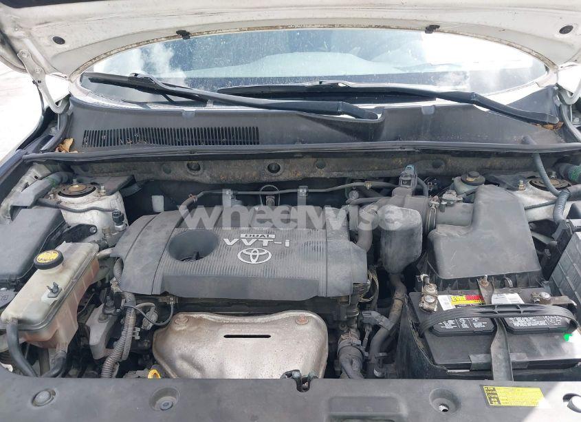 Photo 10 of 2011 Toyota Rav4 (VIN JTMZF4DV0B5034397)