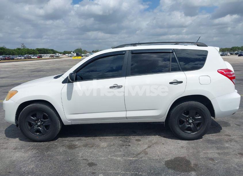 Photo 14 of 2011 Toyota Rav4 (VIN JTMZF4DV0B5034397)