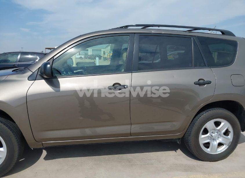 Photo 14 of 2010 Toyota Rav4 (VIN JTMZF4DV1A5025500)