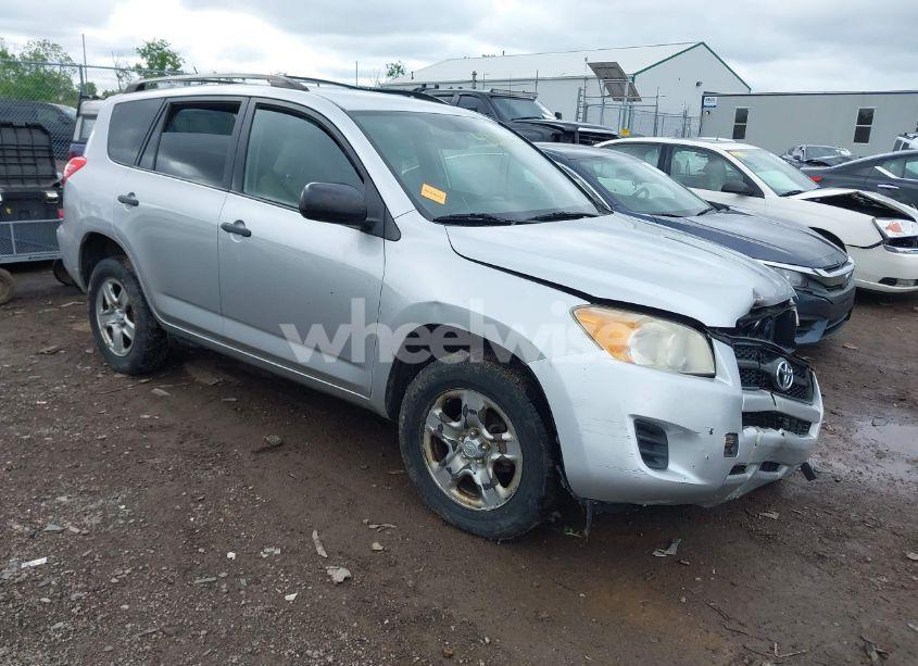 2010 Toyota Rav4 (VIN JTMZF4DV4AD026033) main photo