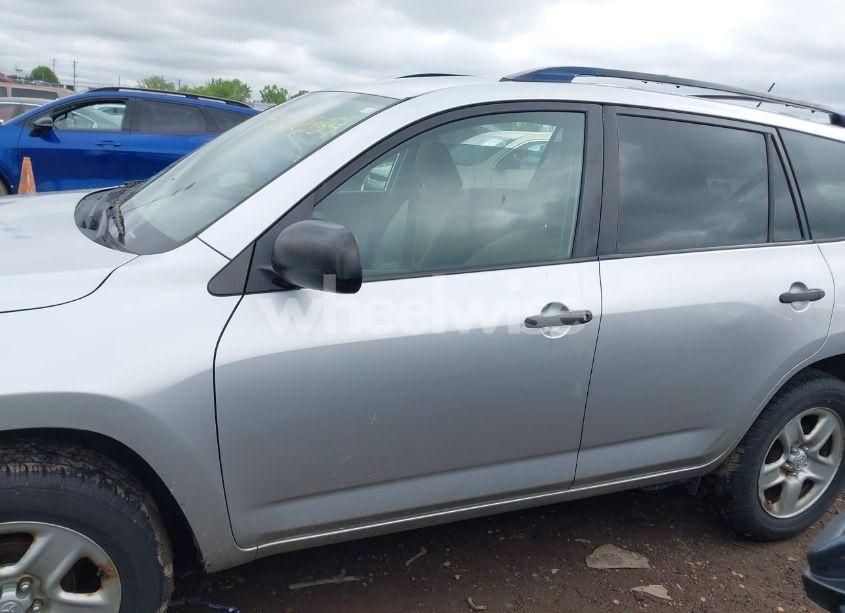 Photo 14 of 2010 Toyota Rav4 (VIN JTMZF4DV4AD026033)