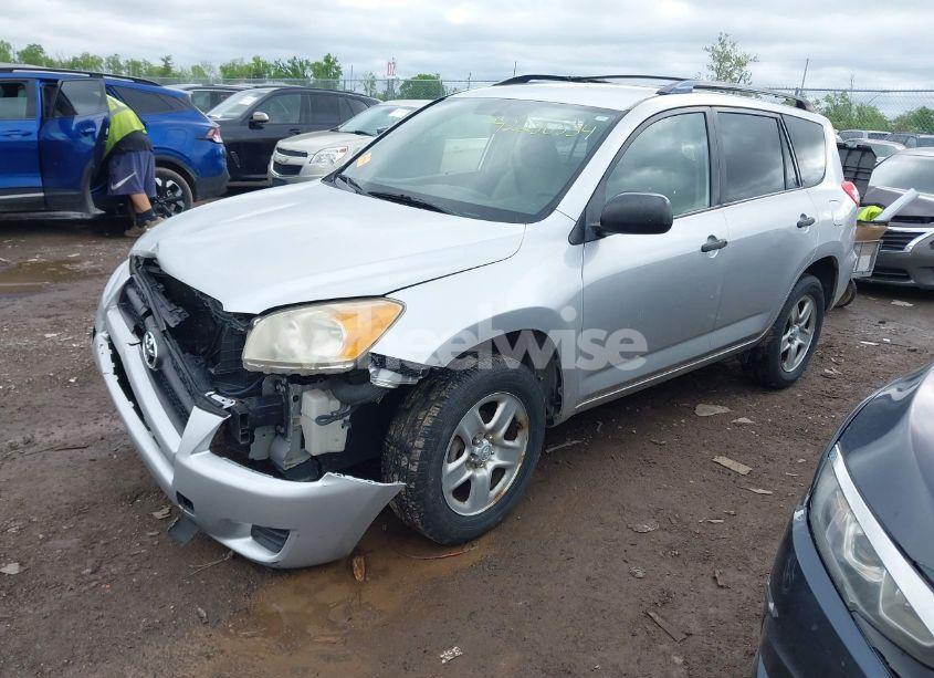 Photo 2 of 2010 Toyota Rav4 (VIN JTMZF4DV4AD026033)