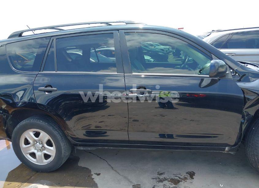 Photo 14 of 2011 Toyota Rav4 (VIN JTMZF4DV6B5033500)