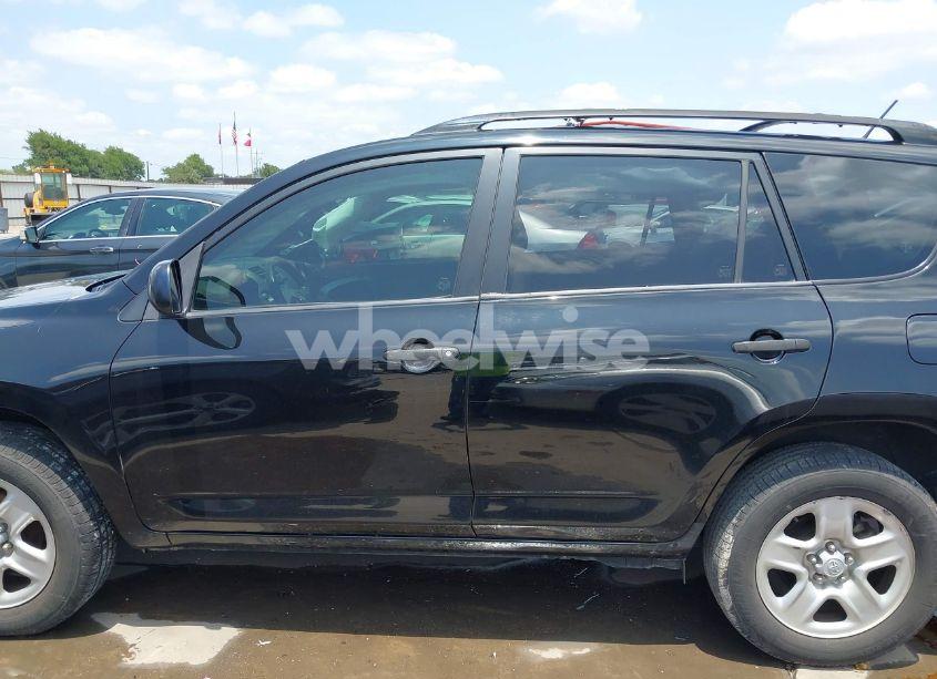 Photo 15 of 2011 Toyota Rav4 (VIN JTMZF4DV6B5033500)