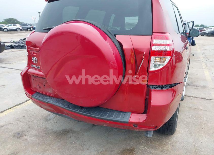 Photo 6 of 2011 Toyota Rav4 (VIN JTMZF4DV8B5033949)