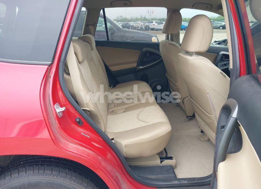 Photo 8 of 2011 Toyota Rav4 (VIN JTMZF4DV8B5033949)