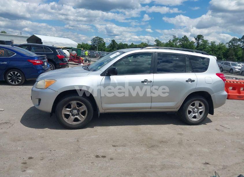 Photo 13 of 2012 Toyota Rav4 (VIN JTMZF4DV8CD032310)