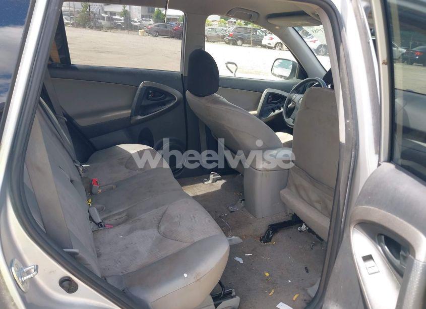 Photo 8 of 2012 Toyota Rav4 (VIN JTMZF4DV8CD032310)