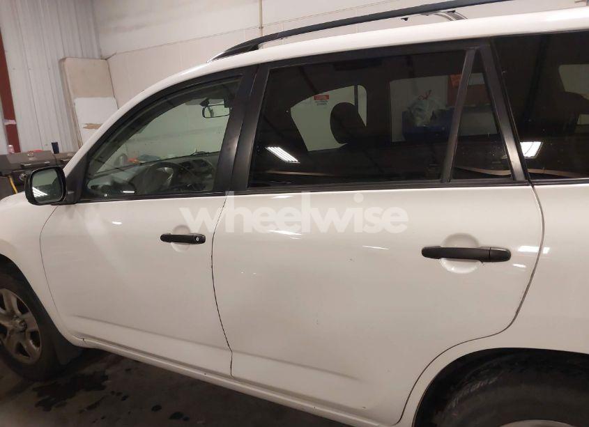 Photo 14 of 2011 Toyota Rav4 (VIN JTMZF4DV9B5036584)