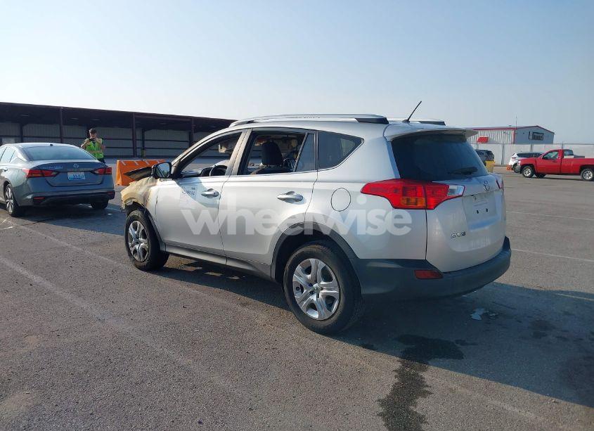 Photo 3 of 2015 Toyota Rav4 LE (VIN JTMZFREV0FJ056800)
