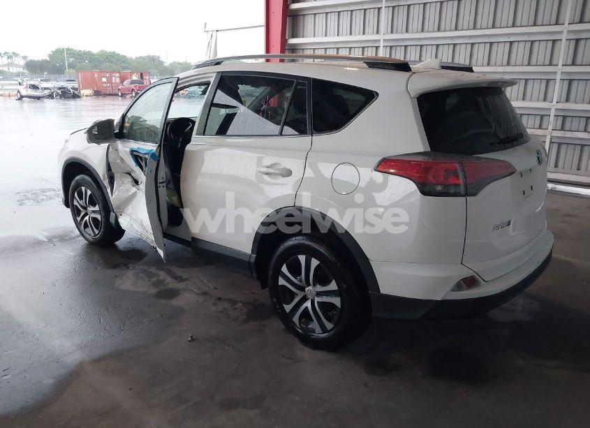 Photo 3 of 2018 Toyota Rav4 LE (VIN JTMZFREV1JD130846)