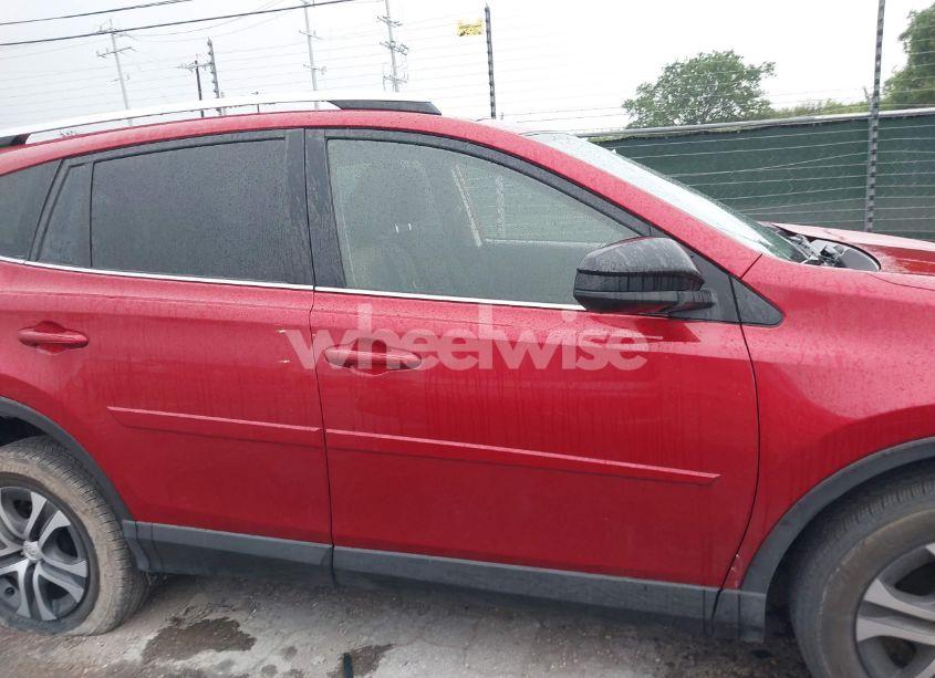 Photo 13 of 2016 Toyota Rav4 LE (VIN JTMZFREV2GJ100524)