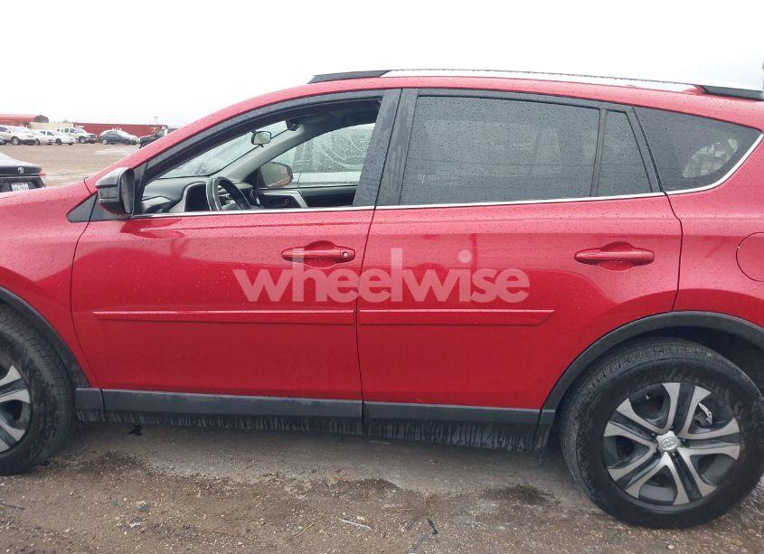 Photo 14 of 2016 Toyota Rav4 LE (VIN JTMZFREV2GJ100524)