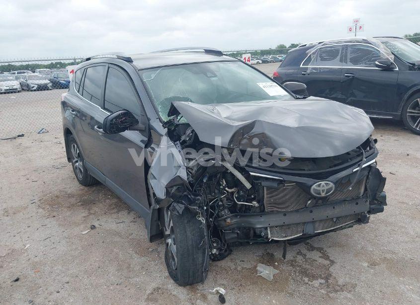 2017 Toyota Rav4 LE (VIN JTMZFREV2HJ109886) main photo