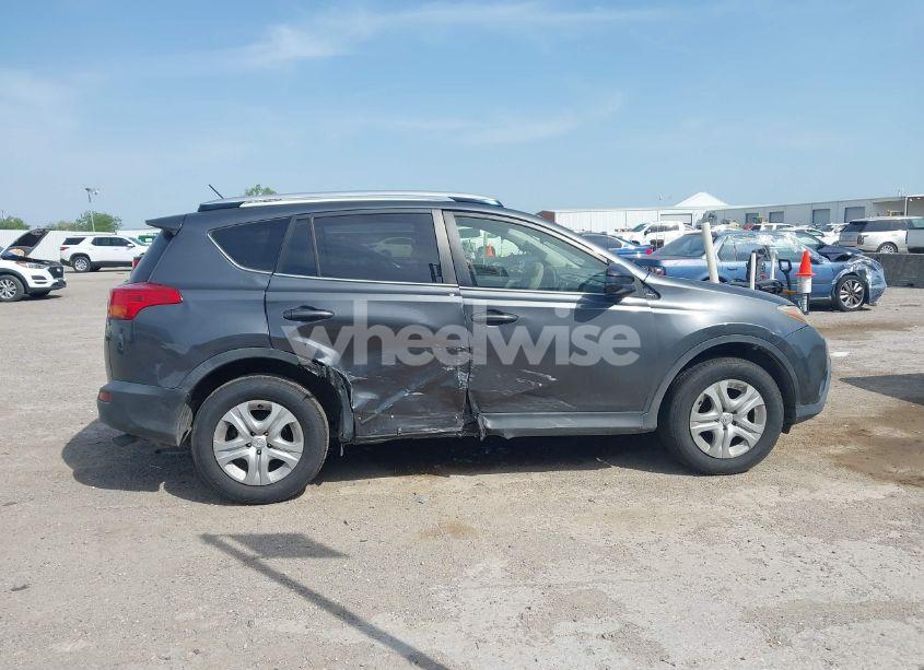 Photo 13 of 2015 Toyota Rav4 LE (VIN JTMZFREV4FD049394)