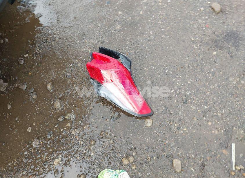 Photo 12 of 2018 Toyota Rav4 LE (VIN JTMZFREV4JJ195076)