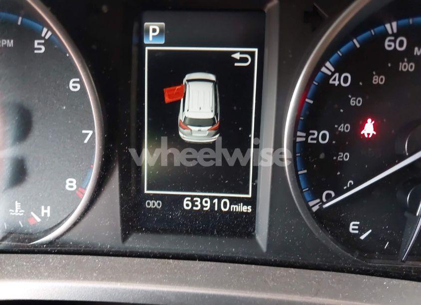 Photo 15 of 2018 Toyota Rav4 LE (VIN JTMZFREV4JJ742735)