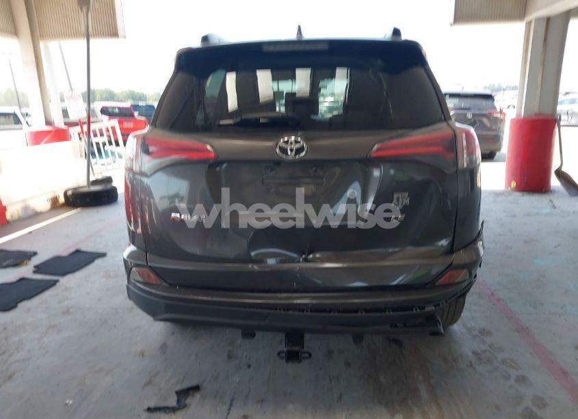 Photo 16 of 2018 Toyota Rav4 LE (VIN JTMZFREV4JJ742735)